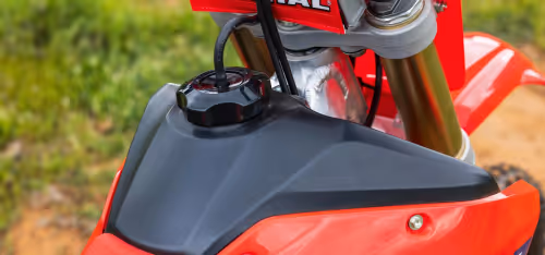 Tanque de Combustível de Plástico