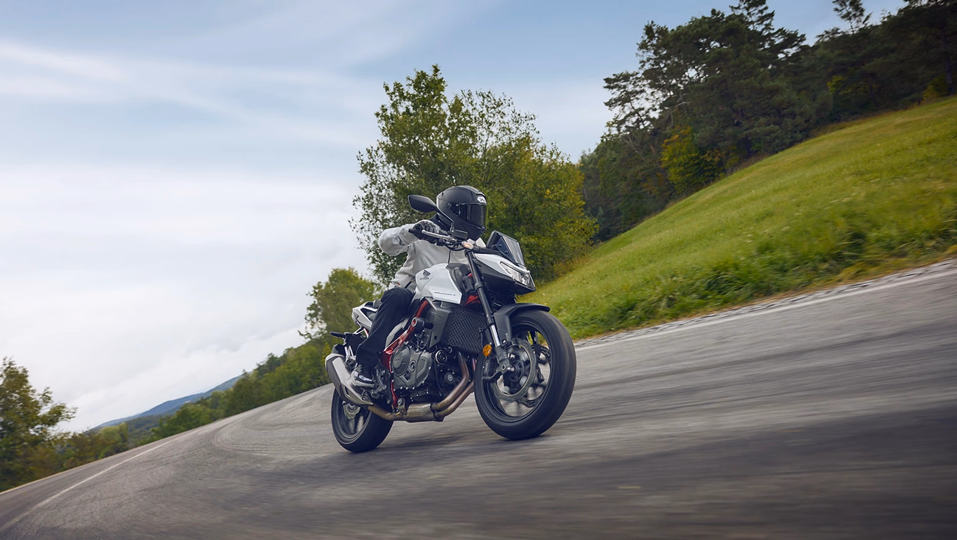 Moto Hornet 750 Galeria de Fotos - 7 de 20