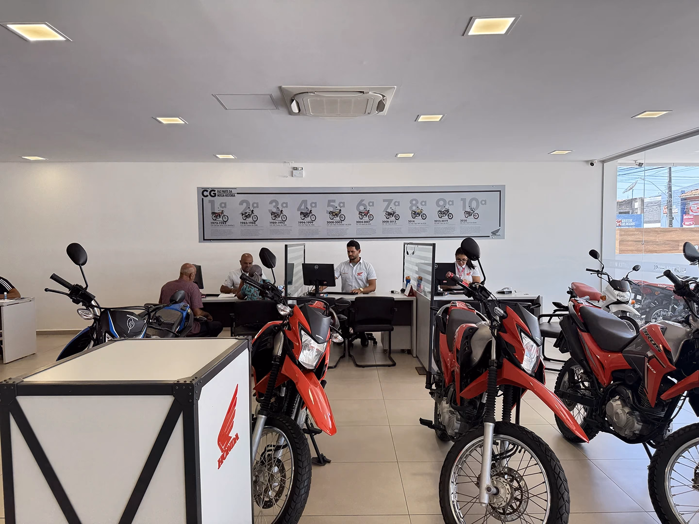 Atlântica Motos - Galeria de Atendimento - 7 de 23